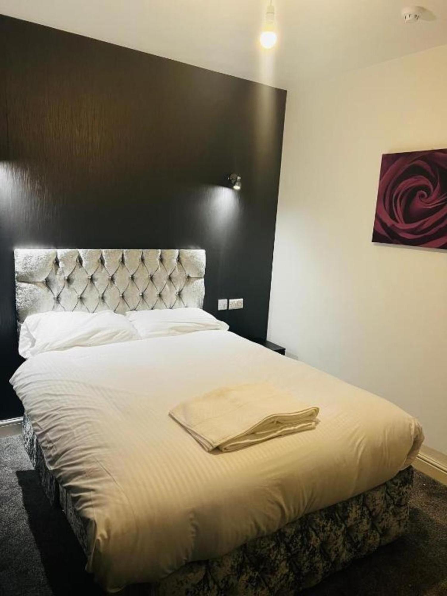 Oyo The Pleasant House Hotel Manchester Kültér fotó